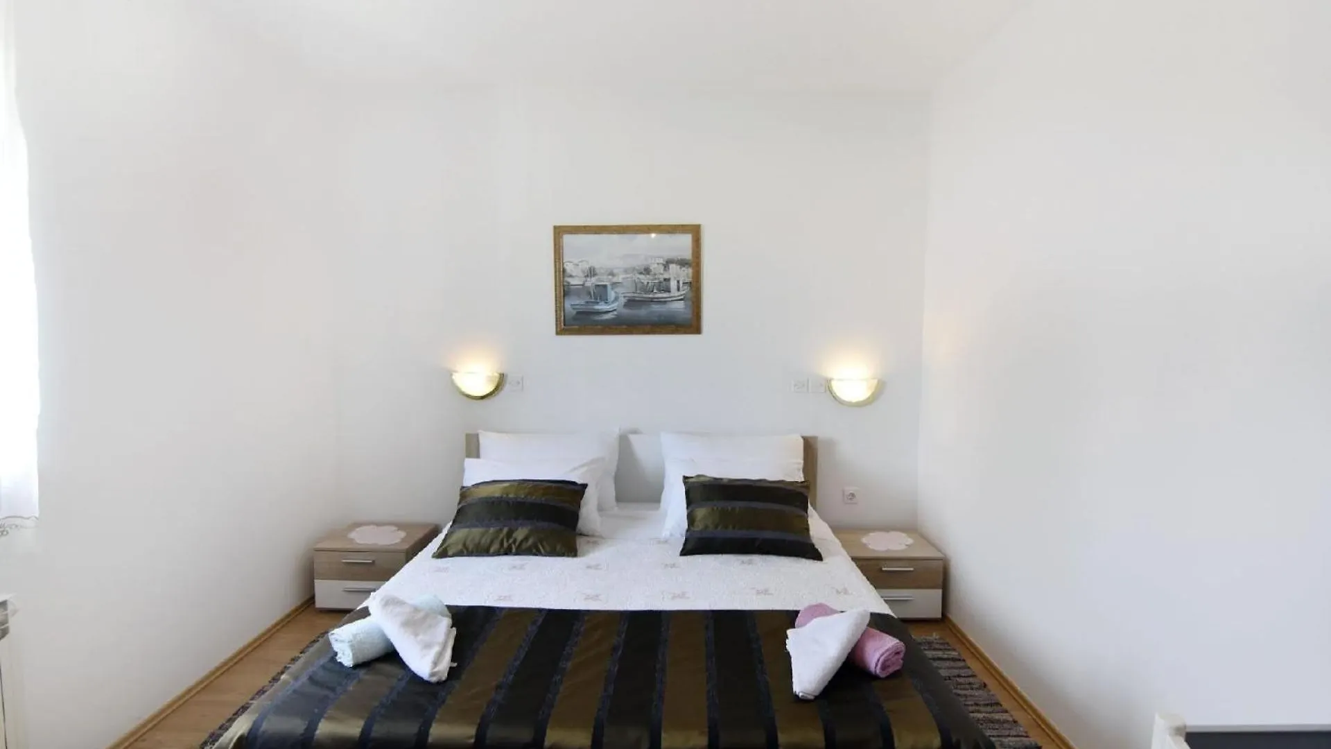 Geraeumige Wohnung In Der Naehe Des Zentrums Von Umag 0*,  Croatia