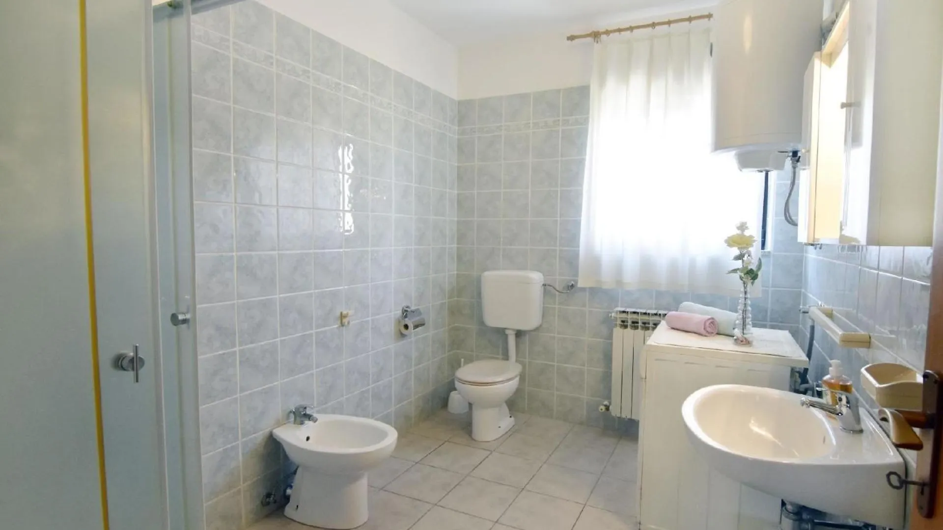 Geraeumige Wohnung In Der Naehe Des Zentrums Von Umag