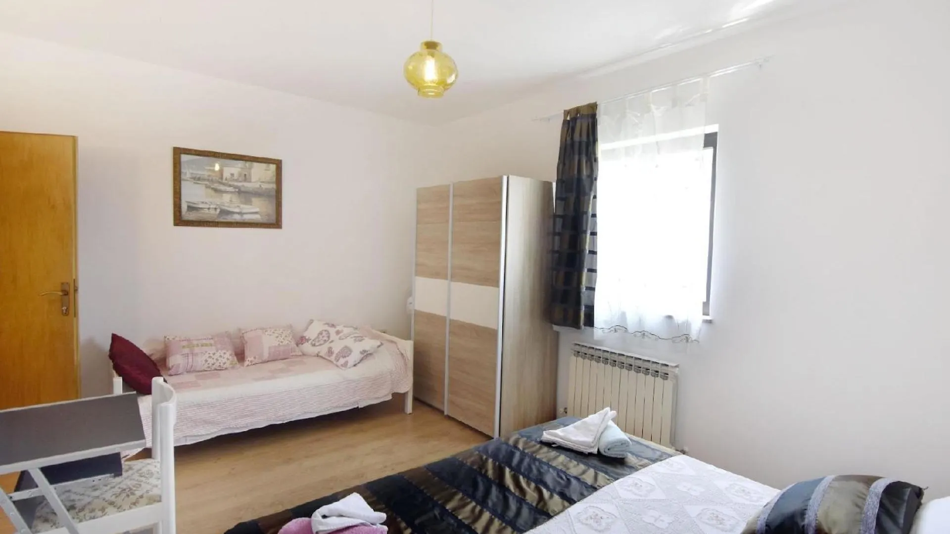 Apartment Geraeumige Wohnung In Der Naehe Des Zentrums Von Umag Croatia